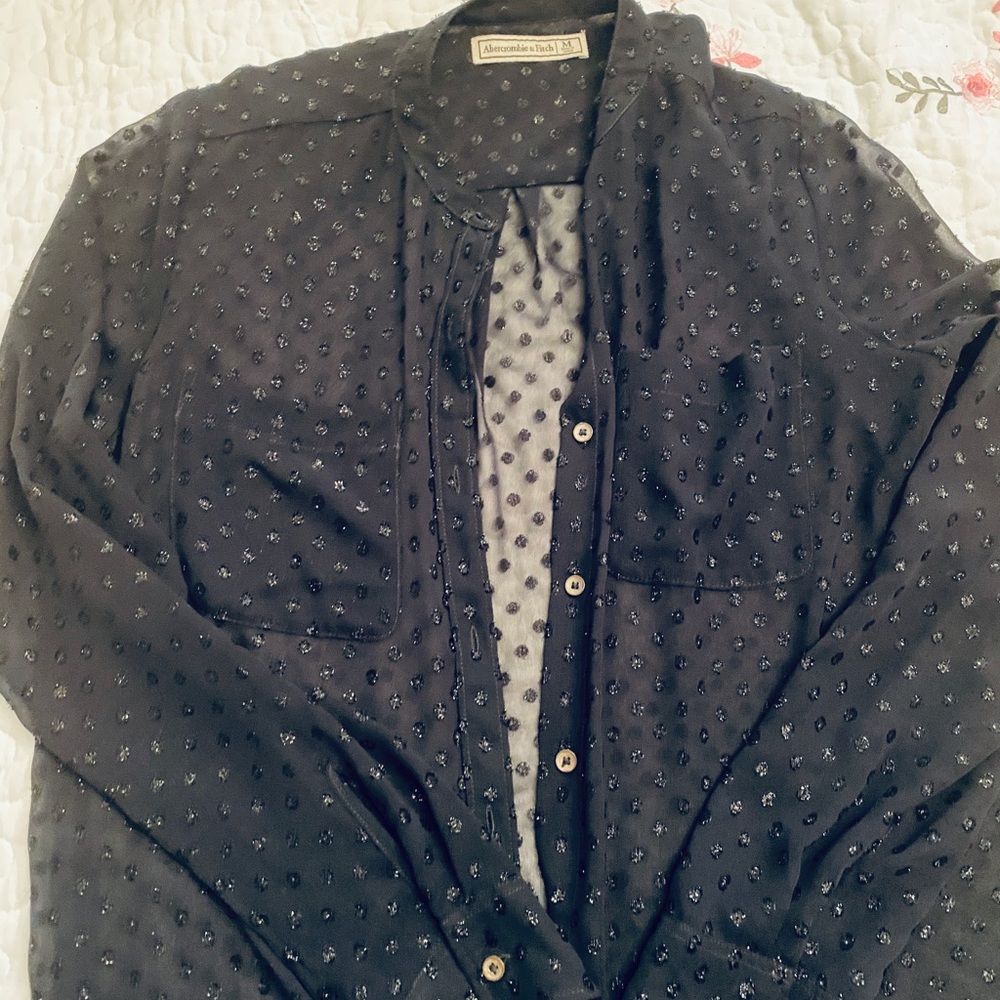 💰2 for $20💰 Abercrombie and Fitch sheer blouse